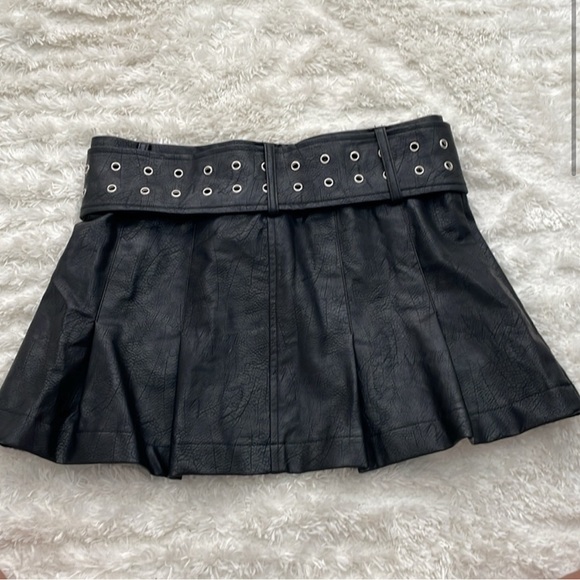 Princess Polly Leather Pleated Skirt with Grommet Belt - Picture 2 of 4